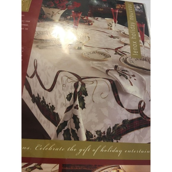 Lenox Holiday Nouveau Ribbon Multi Color Round 70" Tablecloth New Christmas Xmas - Picture 4 of 9